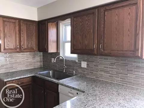 22151 Boulder, Eastpointe, MI 48021 photo 4