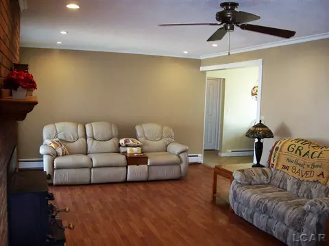 560 Budlong, Adrian, MI 49221 photo 20