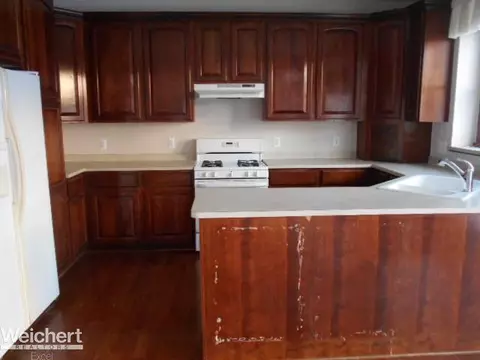 49123 Yale, Macomb, MI 48044 photo 6