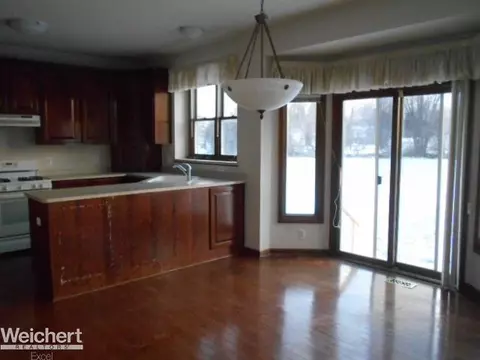 49123 Yale, Macomb, MI 48044 photo 9