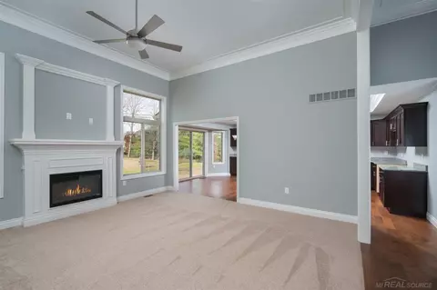 47773 Hidden Mdw, Macomb Twp, MI 48044 photo 5