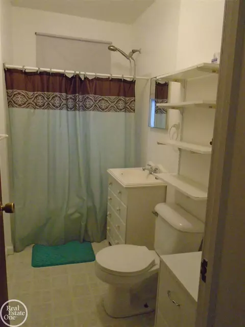 3324 Edwin, Hamtramck, MI 48212 photo 8