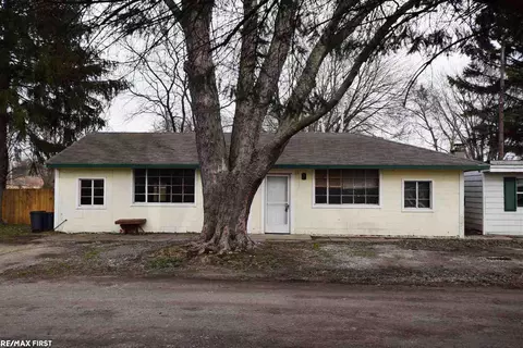 5167 Pointe Tremble, Algonac, MI 48001 photo 2