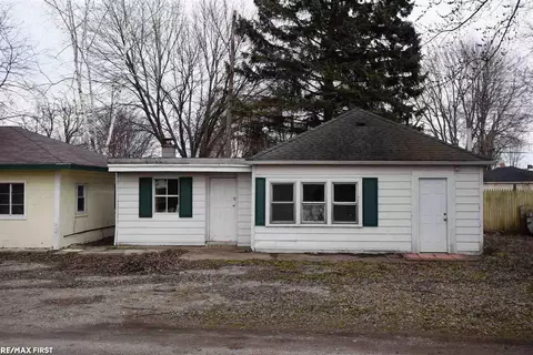 5167 Pointe Tremble, Algonac, MI 48001 photo 3