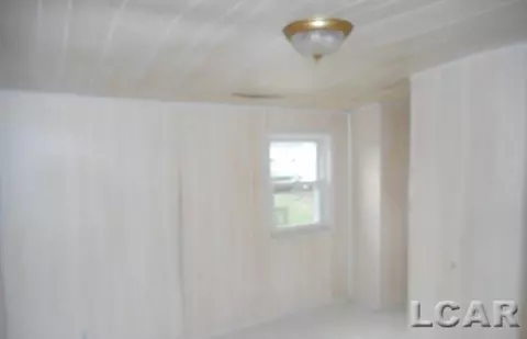 4865 De Leon, Tecumseh, MI 49286 photo 2