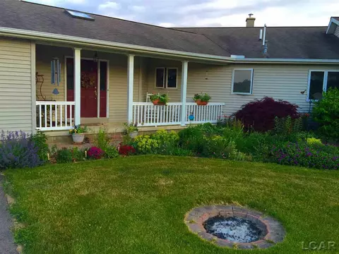 14325 Ames, Hudson, MI 49247 photo 4