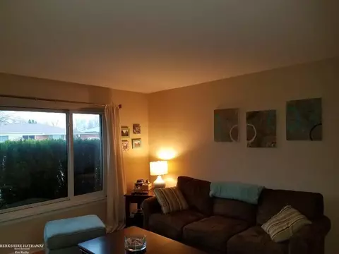 28738 Sutherland, Warren, MI 48088 photo 5