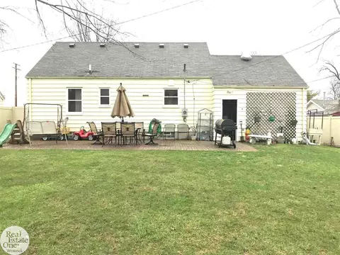 1017 Adams, Saint Clair, MI 48079 photo 30