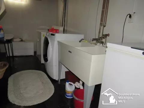 7575 Merrick, Taylor, MI 48180 photo 22