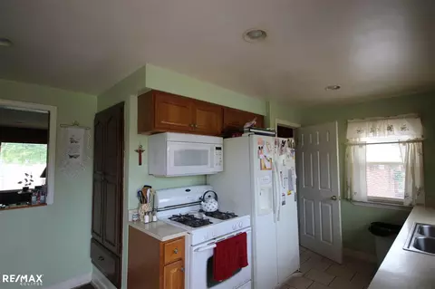 16407 Masonic, Fraser, MI 48026 photo 10
