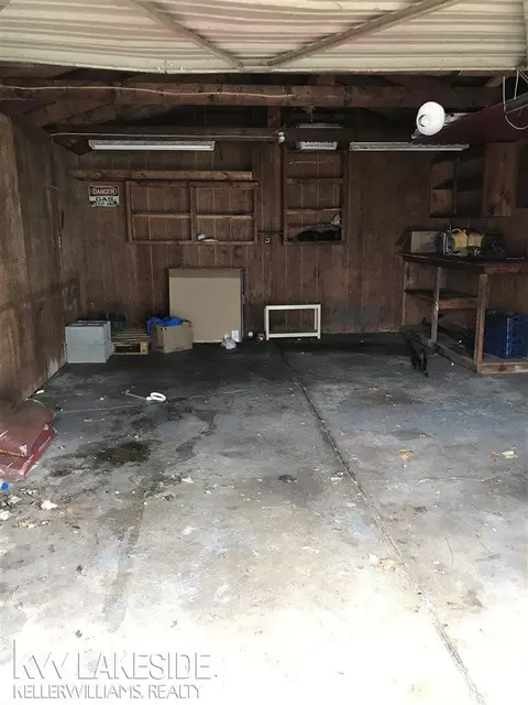 6860 Continental, Warren, MI 48091 photo 17