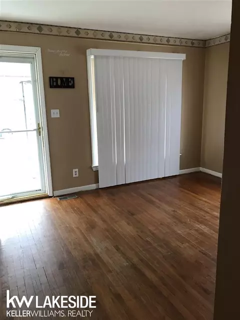6860 Continental, Warren, MI 48091 photo 3
