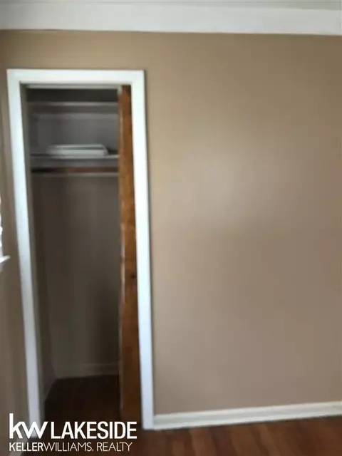 6860 Continental, Warren, MI 48091 photo 10