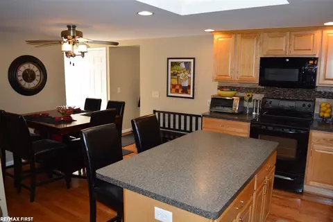 2130 Lee, Algonac, MI 48001 photo 6