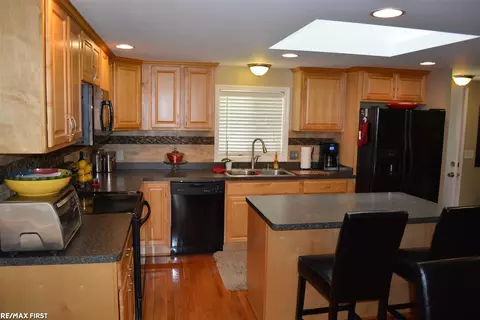 2130 Lee, Algonac, MI 48001 photo 12
