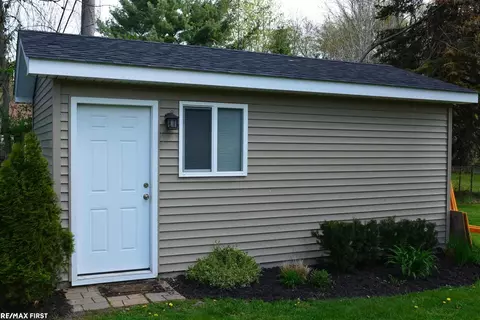 2130 Lee, Algonac, MI 48001 photo 27