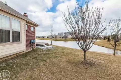 23633 Foxboro, Macomb, MI 48042 photo 28