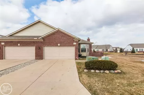 23633 Foxboro, Macomb, MI 48042 photo 29