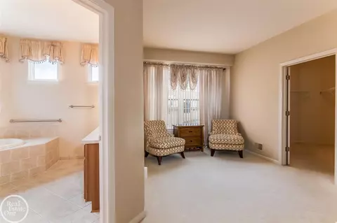 23633 Foxboro, Macomb, MI 48042 photo 17