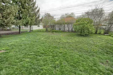 26762 Eureka, Warren, MI 48091 photo 25
