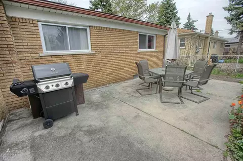 26762 Eureka, Warren, MI 48091 photo 26