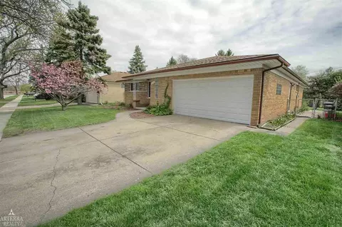 26762 Eureka, Warren, MI 48091 photo 2
