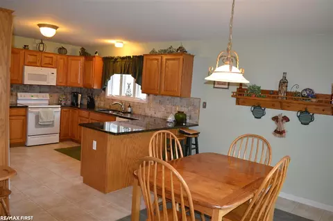 16321 Vandelay, Macomb, MI 48044 photo 16