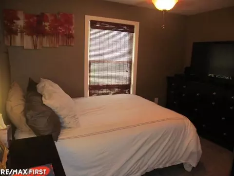 45258 Deneweth, Macomb, MI 48042 photo 11