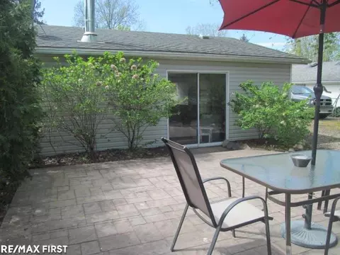 45258 Deneweth, Macomb, MI 48042 photo 23