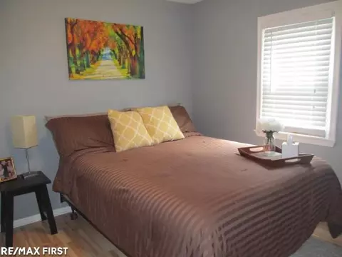 45258 Deneweth, Macomb, MI 48042 photo 12