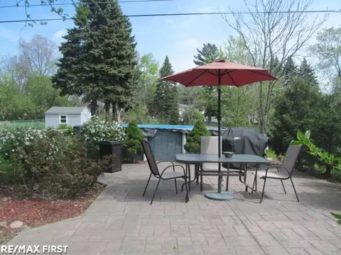 45258 Deneweth, Macomb, MI 48042 photo 20