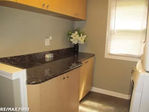 45258 Deneweth, Macomb, MI 48042 photo 16