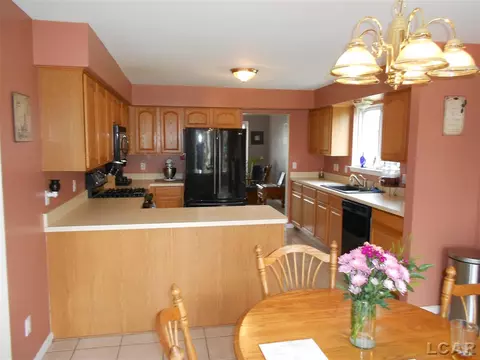 26564 Boulder, Flat Rock, MI 48134 photo 6