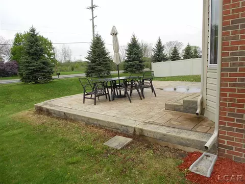 26564 Boulder, Flat Rock, MI 48134 photo 17