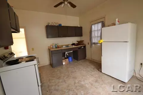 524 W Ganson, Jackson, MI 49201 photo 3