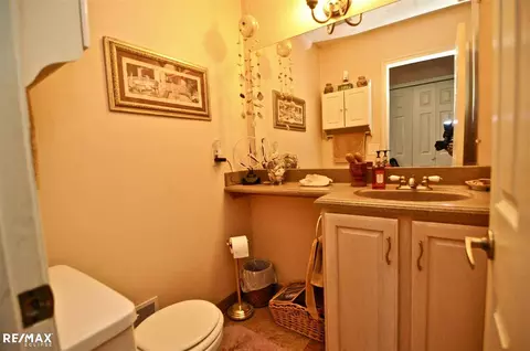 47026 Rosemary, Macomb, MI 48044 photo 11