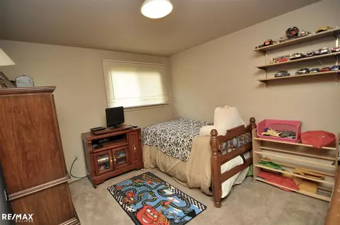 47026 Rosemary, Macomb, MI 48044 photo 15