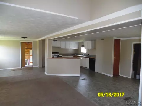 17241 Junction, Addison, MI 49220 photo 10