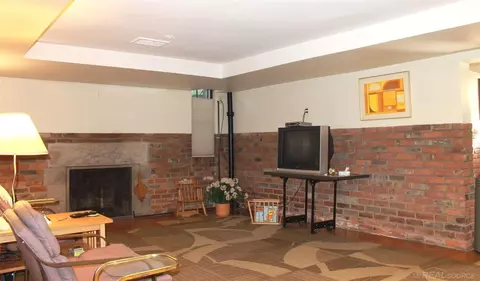 729 Pemberton, Grosse Pointe Park, MI 48230 photo 33