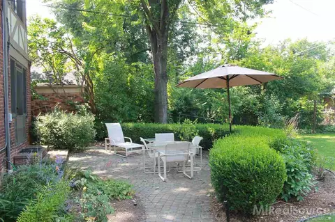 729 Pemberton, Grosse Pointe Park, MI 48230 photo 39