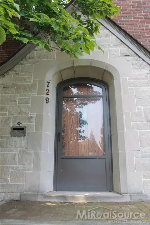 729 Pemberton, Grosse Pointe Park, MI 48230 photo 4