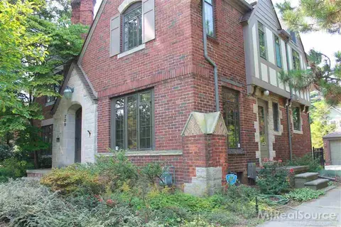 729 Pemberton, Grosse Pointe Park, MI 48230 photo 5