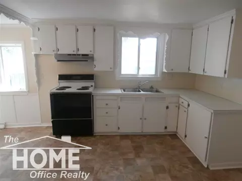 711 River, Owosso, MI 48867 photo 8