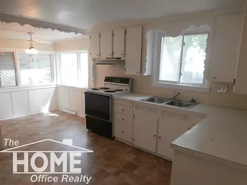 711 River, Owosso, MI 48867 photo 6