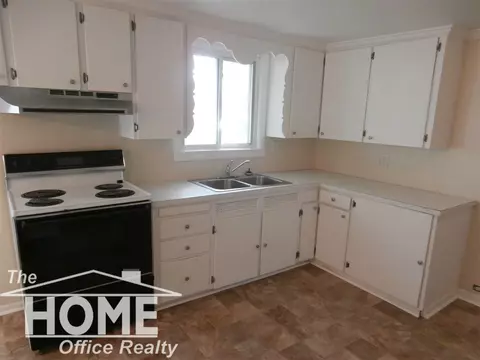 711 River, Owosso, MI 48867 photo 9