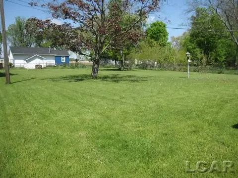 2686 Sharon, Adrian, MI 49221 photo 24