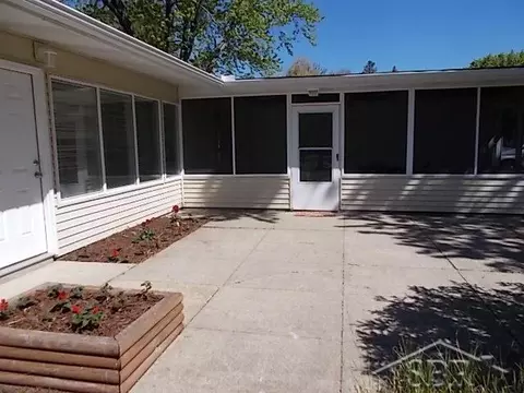 1613 E Sugnet, Midland, MI 48642 photo 23