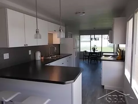 1613 E Sugnet, Midland, MI 48642 photo 8
