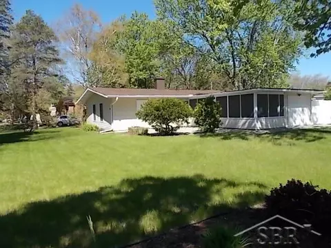 1613 E Sugnet, Midland, MI 48642 photo 19