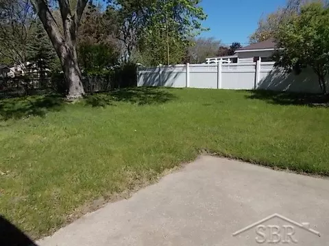 1613 E Sugnet, Midland, MI 48642 photo 17